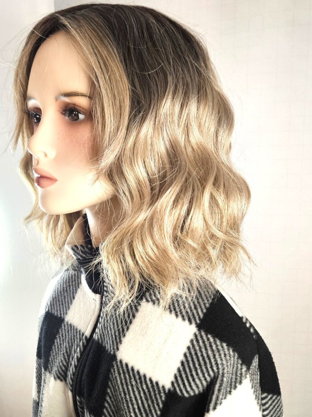 Chic Natural Looking Baylage Shoulder-Length Face-Framing Ash Blonde Wig